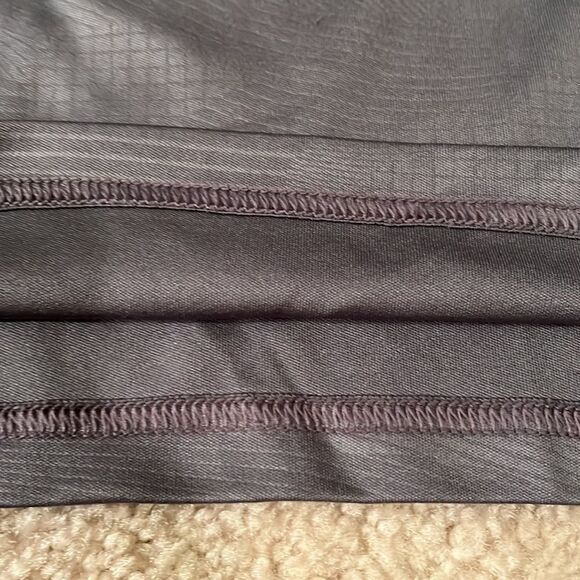 YLG UNDER ARMOUR SHIRT - Picture 5 of 8